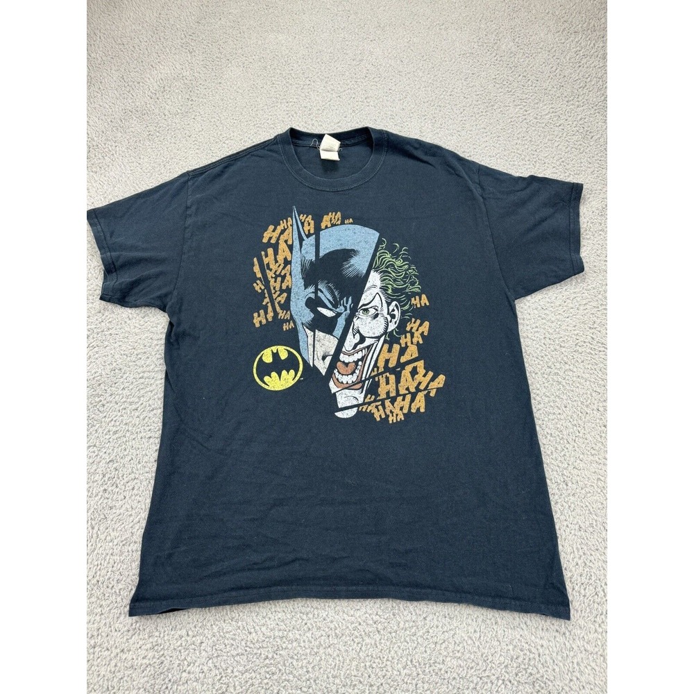 DC Comics Shirt Mens Large Black Batman Joker Laughing Vintage Gildan Heavy Crew
